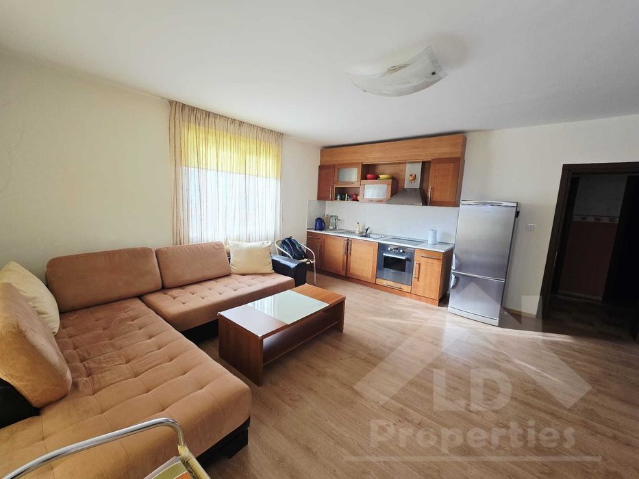 Продава се Тристаен апартамент в к.к. Златни пясъци - 100 кв.м за 1200 €/кв.м - Снимка #1