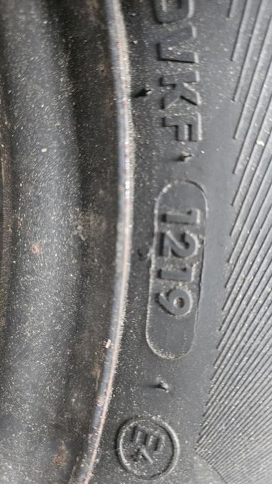 2бр гуми 165 70 14 вредещайн