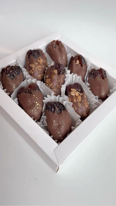 Финики в шоколаде