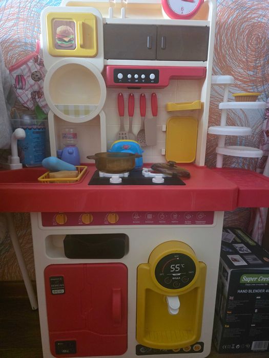 Игрушечная кухня