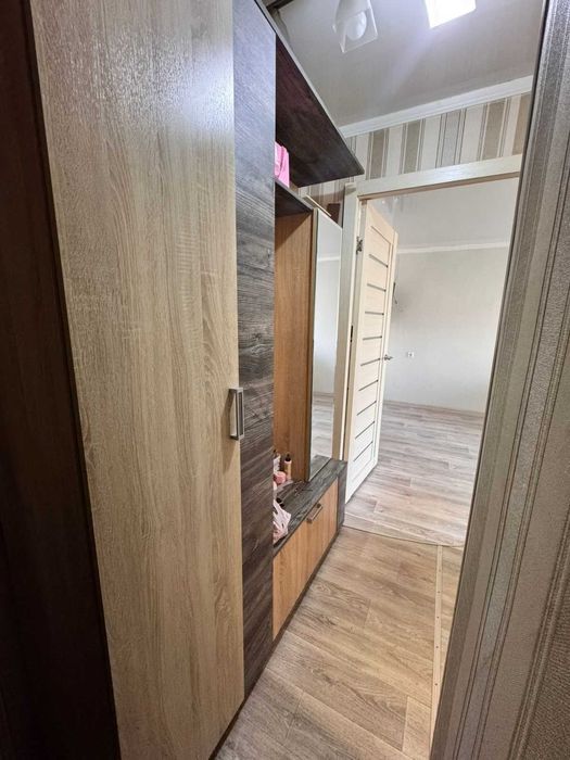 Продам 2 комнатную на 5 мкр