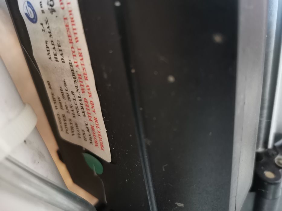 Cadă hidromasaj asimetrica