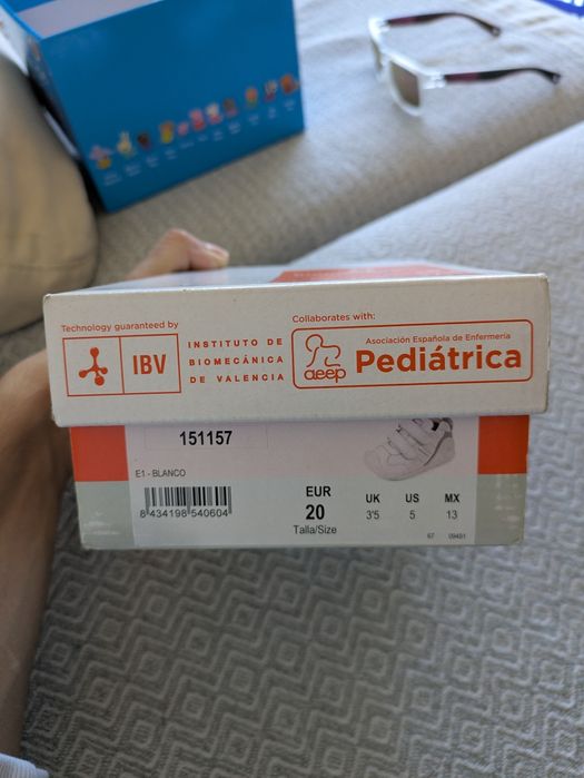 Биомеханични бебешки обувки номер 20