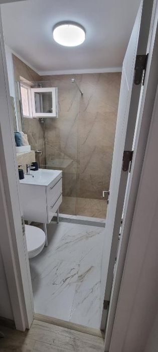 Apartament de închiriat