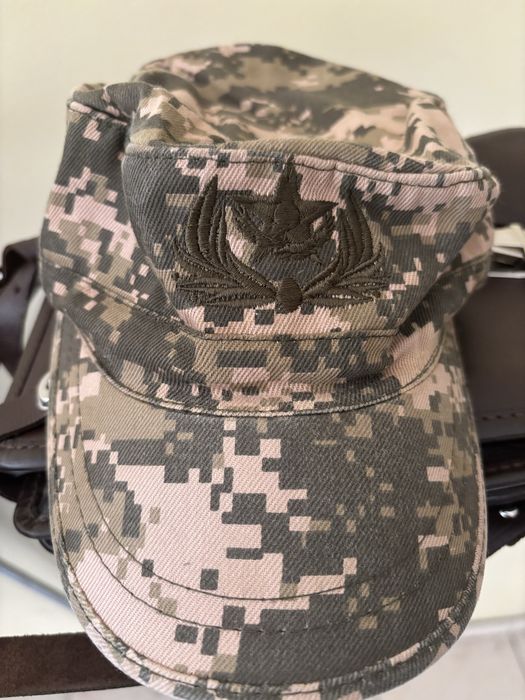 Военная форма в комплекте с обувью