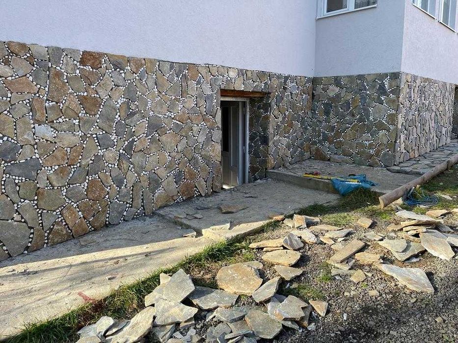 Piatra Naturala de Munte