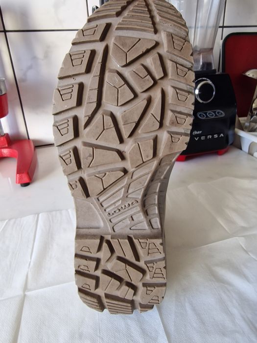 Nou ! Bocanci tactical LOWA Z-6S GTX , Măsura 44