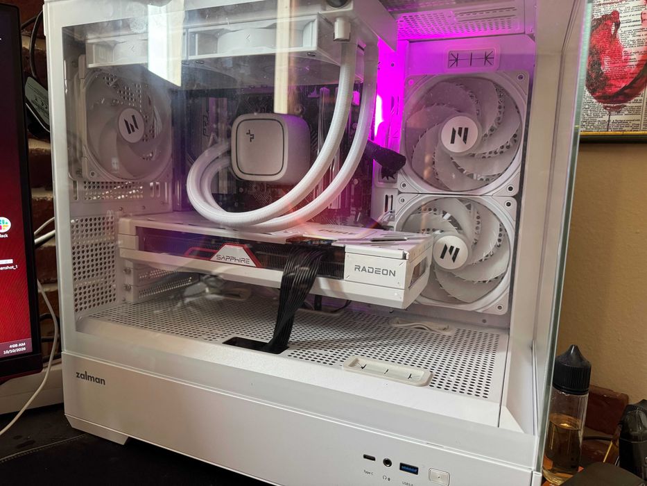 Гейминг Компютър / Ryzen 7 7800x3d / 32GB Ram / AMD RADEON RX 7800 XT GAMING OC 16GB