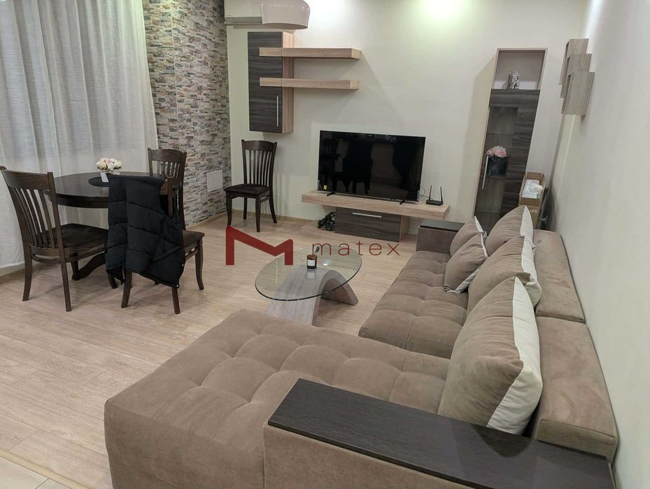 Дава се под наем Двустаен апартамент в Варна, Конфуто - 73 кв.м за 648.21 € - Снимка #1