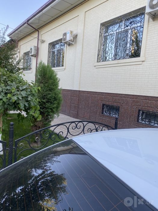 Исломободда 6 сотихли уй сотилади. Бетонкани буйида олдида бетонкагачт