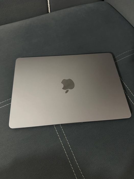 Macbook Air M2 2022