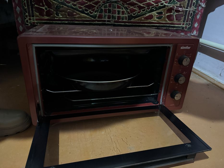 Настольная электропечь Simfer M4505 красный