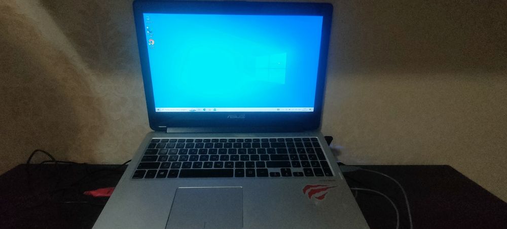 Продам ноутбук трансформер ASUS TP500LB в хорошем состоянии