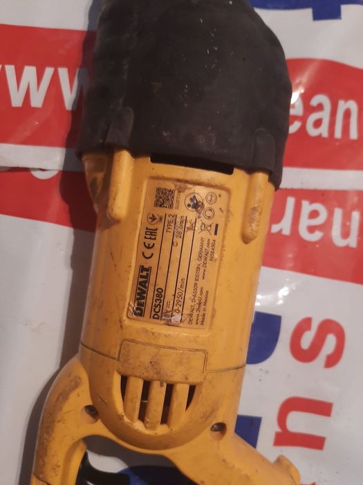 Devalt fierastra dcs380