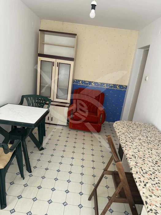 Дава се под наем Двустаен апартамент в Варна, Левски - 55 кв.м за 200 € - Снимка #1