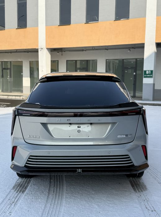 HONDA ENS2 2024  Glitter Edition