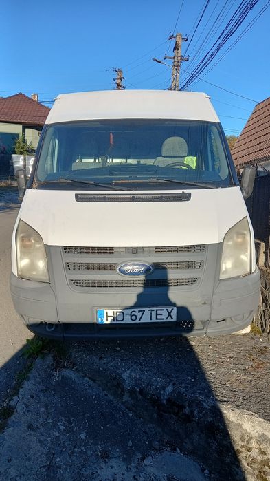 Autoutilitară Ford Tranzit