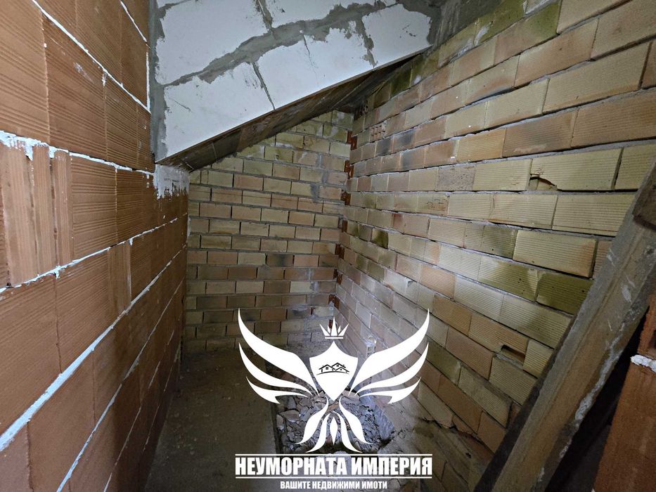 Нова къща 96РЗП и двор 283кв.м. с гараж в Асеновград кв.Долни Воден