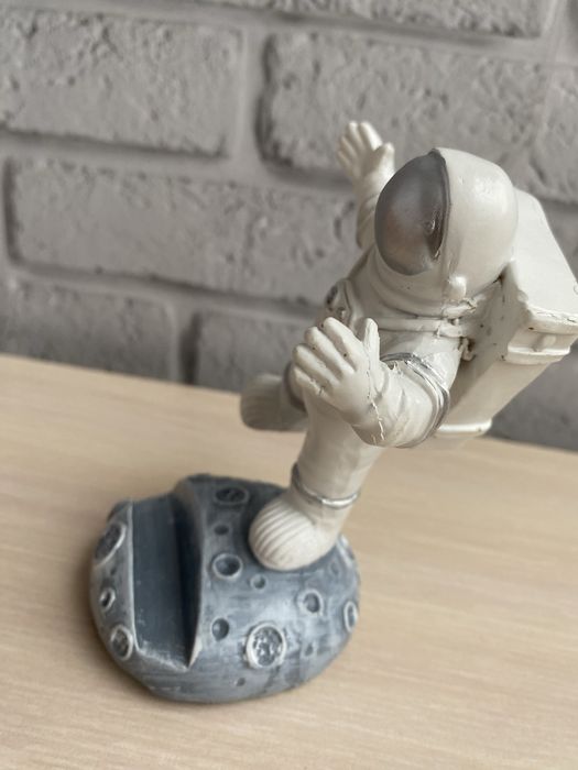 Подставка под телефон