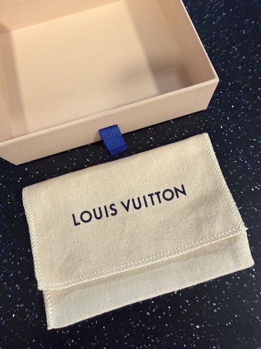 Cutie Louis Vuitton si Fendi