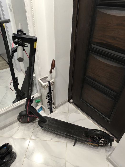 Тротинетка Xiaomi Electric Scooter 4 Pro