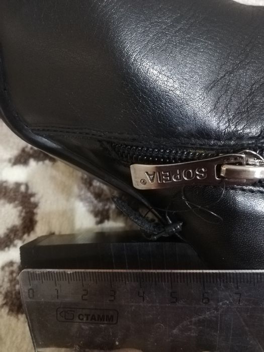 Продам новые зимние сапоги