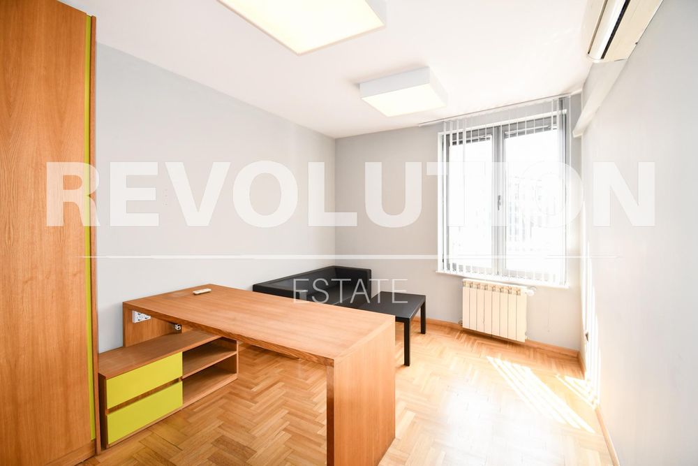 Дава се под наем Офис в София, Изток - 95 кв.м за 850 € - Снимка #6