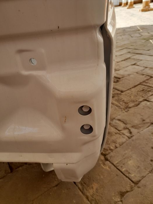 Лабо Дамаска олди чап эшик радной