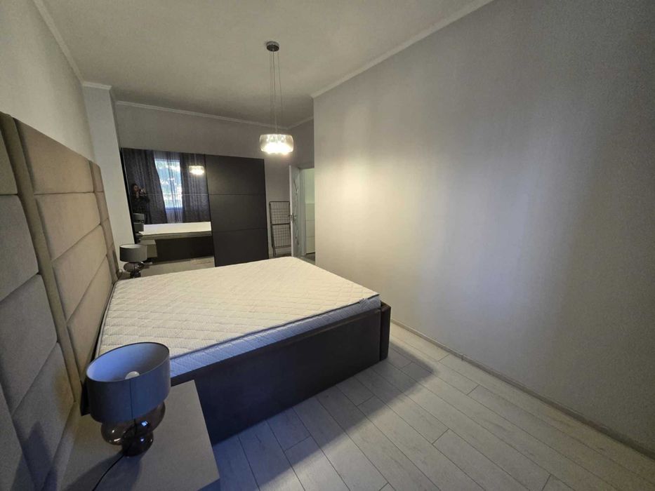 Дава се под наем Тристаен апартамент в Стара Загора, Център - 98 кв.м за 459 € - Снимка #4