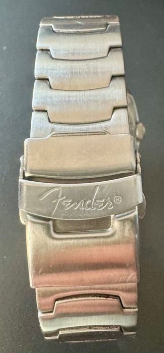 намаление!Fender Diamond Anniversary часовник
