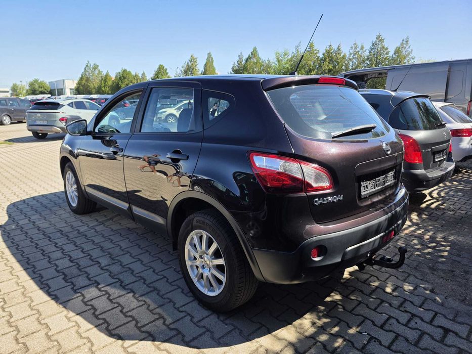Nissan Qashqai 4x4 - An 07/2011 - 2.0d Automat 150Cp Euro 5 - Navi / Pilot Aut / Culoare Deosebita!