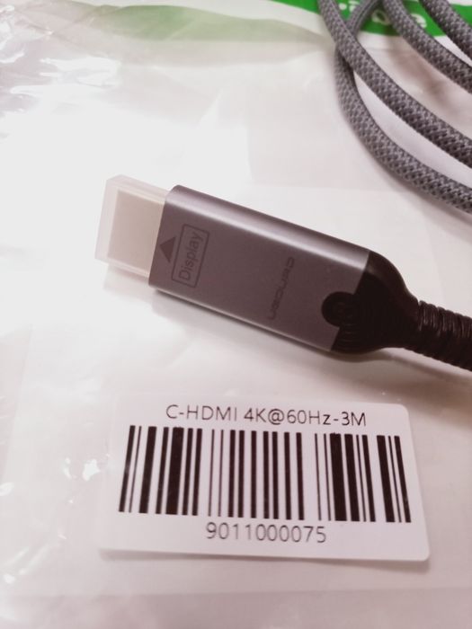 Продавам Кабел USB C  към HDMI 3 метра