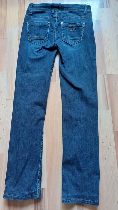 Женски дънки с джобове