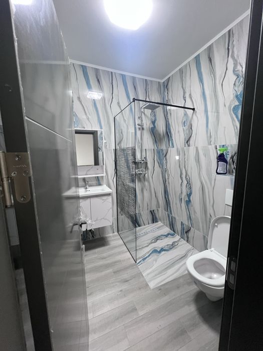 Inchiriez apartament