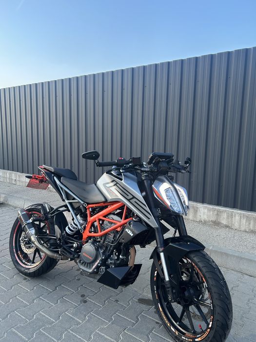 Ktm duke 125 2021 A1