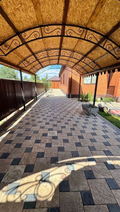 Брусчатка Актау, Сахара-Бархат