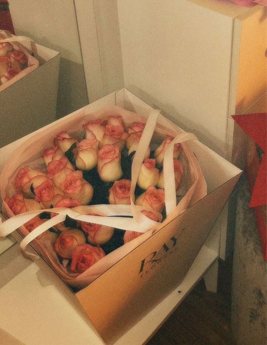 25роза голландские