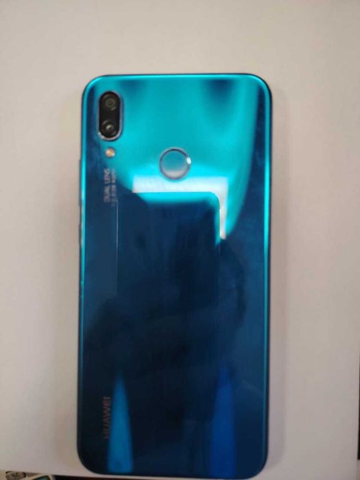 Продаётся HUAWEI P20Lite