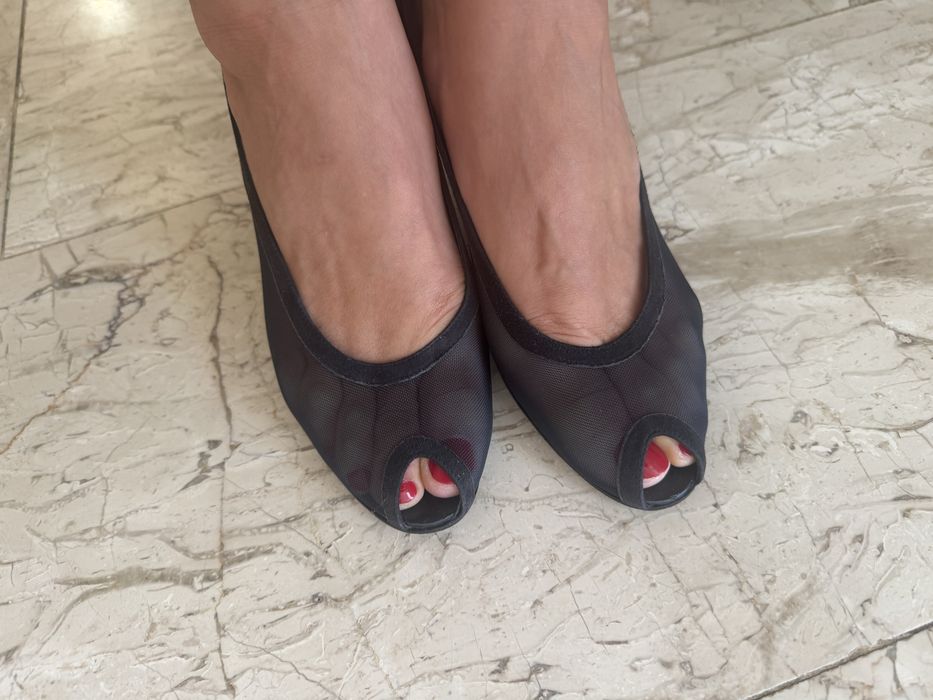 Pantofi din plasa, talpa din piele nr 39