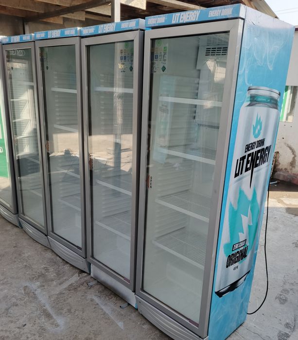 Витрина холодильник