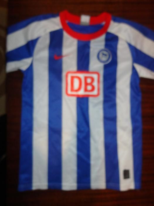 Спортна тениска-10-12год.