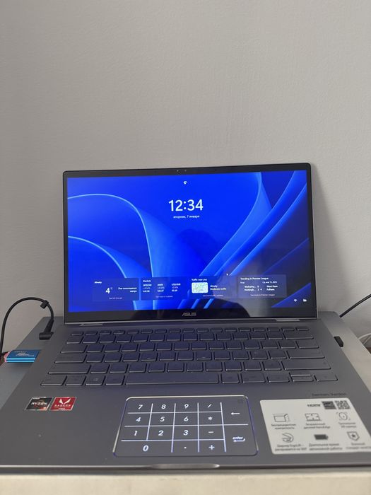 Ноутбук Asus ZenBook Flip 14