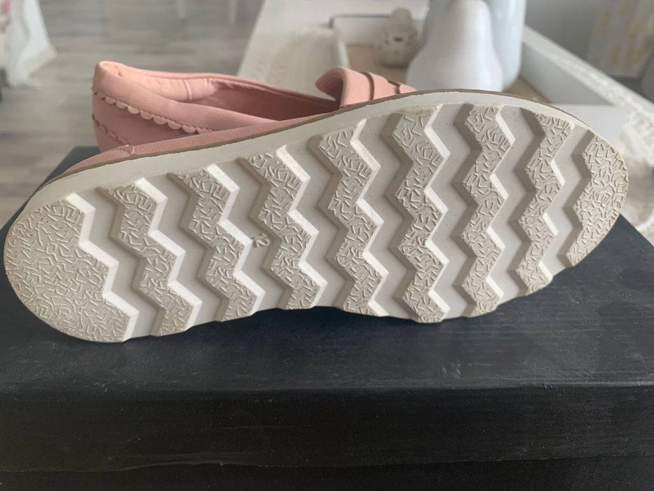 Розови пантофи с ресни Next за момиче