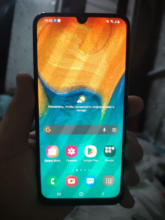Samsung A30 sroshni sotiladi