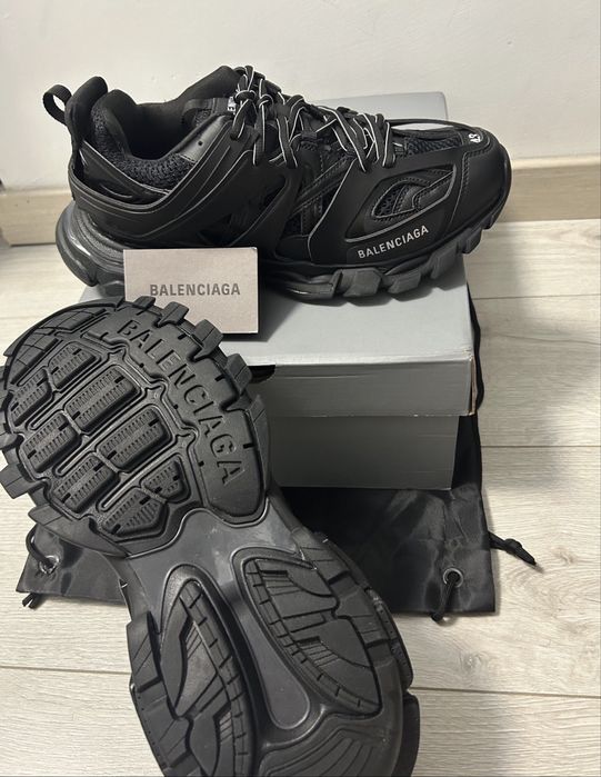 Balenciaga Track
