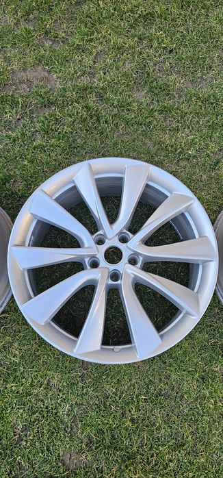 Оригинални 20" SPORT Джанти за Tesla Model 3 и Tesla Model Y