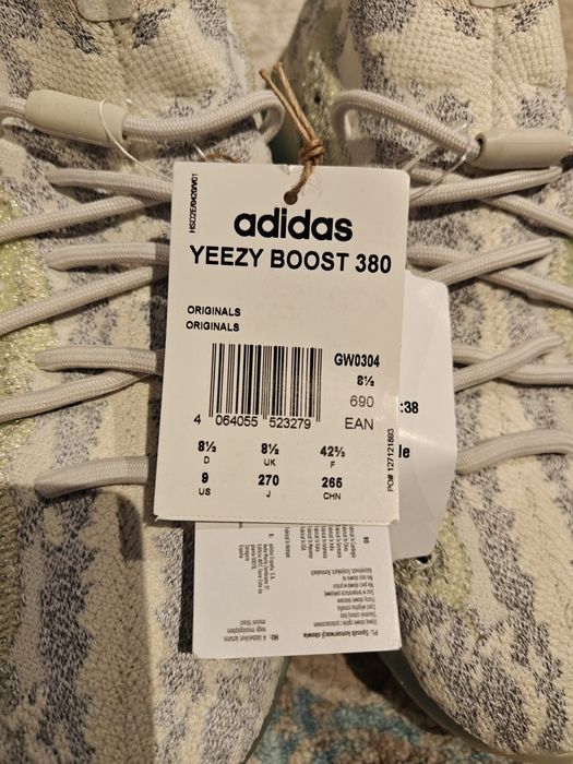 Yeezy Boost 380 nr 42 2/3