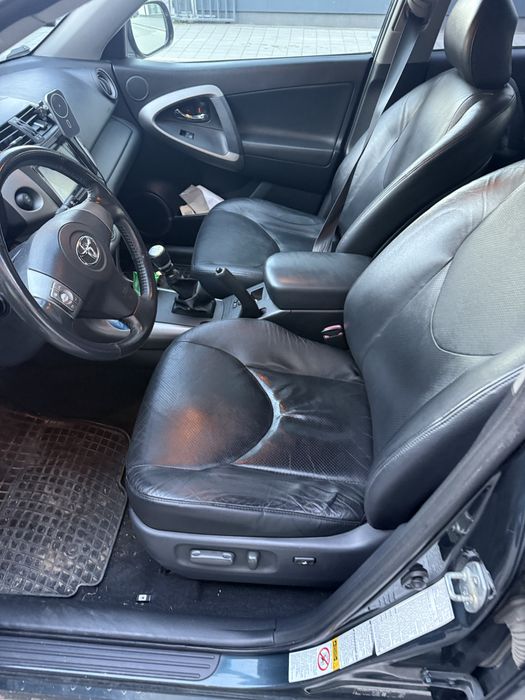Toyota Rav 4 Кара се всеки ден!!!