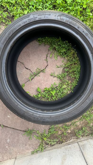 Летние шины 245/40 R18