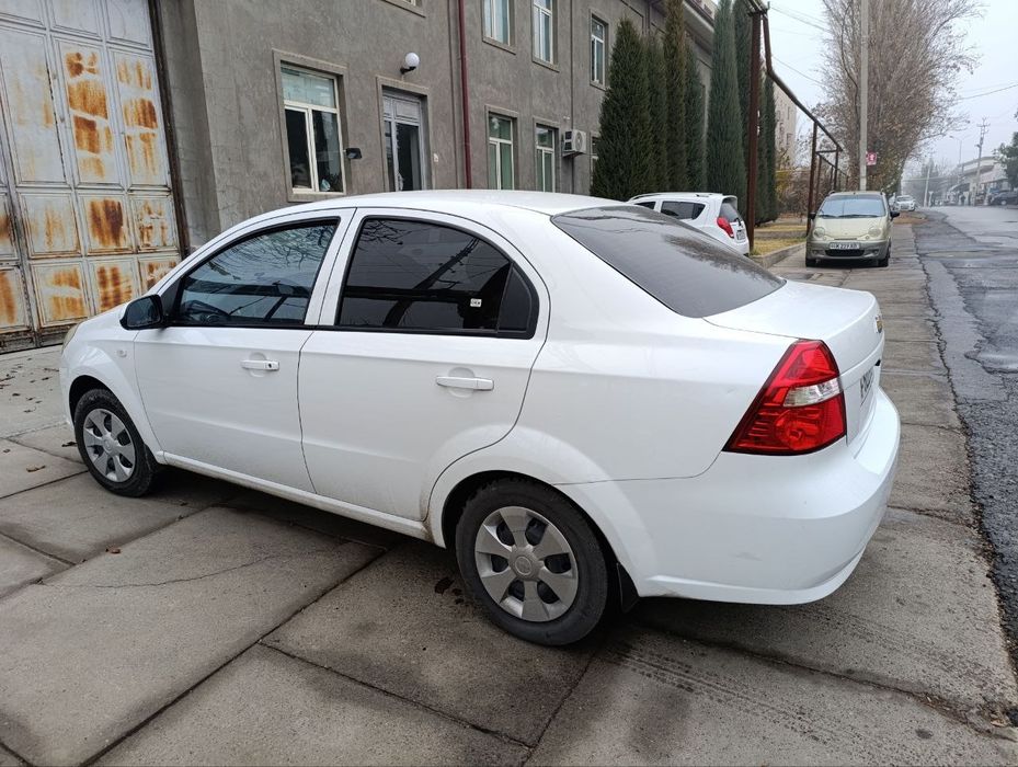 Нексия 3,пробеги 288000 км булган 2018йилги автомат каробкали сотилади